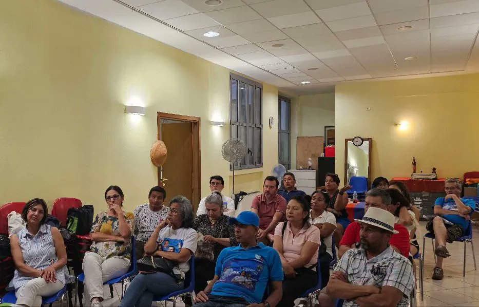 RC5Italia's tweet image. 🇪🇨 En #Milano mantuvimos reunión con nuestra candidata a la Asamblea @esthercuestasan y la militancia de la Revolución Ciudadana.
Cada paso nos acerca a un Ecuador próspero y lleno de esperanza. 💪🇪🇨 #ElPoderRegresaAlPueblo 
#ConLuisa
@MashiRafael