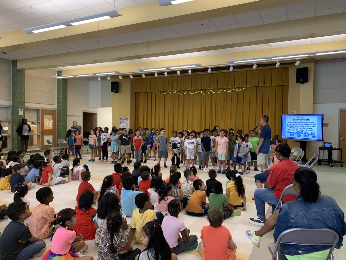 Bel Pre Pandas showing off their mindfulness behaviors during our ELO Mindfulness Showcase!
