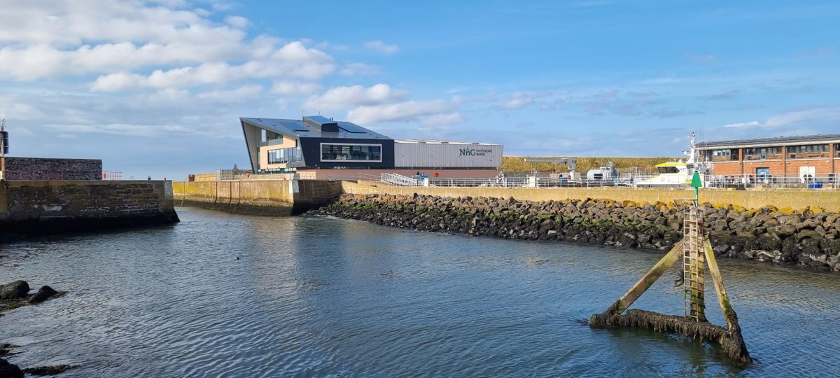 TraumaResus's tweet photo. This week, members of @SiemensGamesa at Neart Na Gaoithe offshore wind farm are mastering life saving interventions on the @TraumaResus EURIECA® practitioner course in the port of Eyemouth!  

https://t.co/8ADijxbZXX 
info@traumaresus.com

 #OffshoreWind #GWO #AdvancedFirstAid https://t.co/GFxDdm1Y82