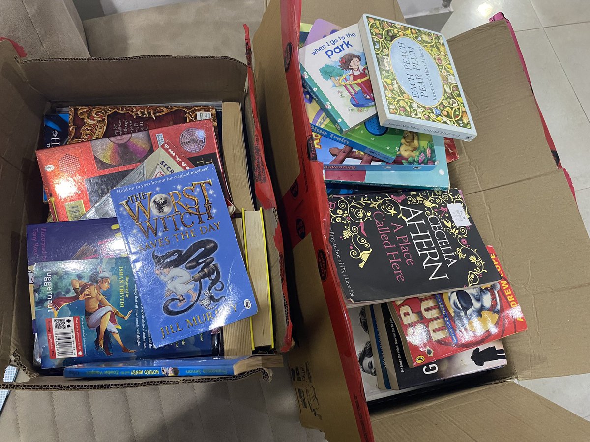 nehakanand's tweet photo. Just got back from #LoadtheBox book fair with two full boxes! #Prabir went crazy trying to fill in as many books possible. Meera got her share too. Such a good haul it has been today! https://t.co/3bHUJXbQlA