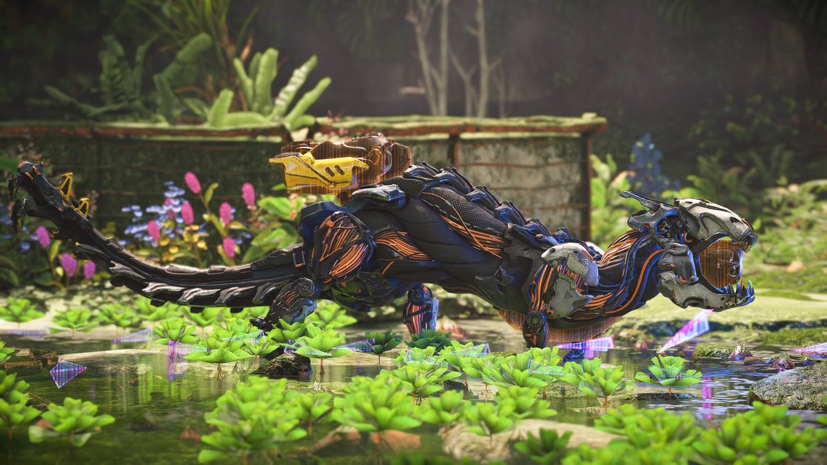 catlantean's tweet photo. I'm finally playing Horizon Forbidden West and I love these robotic mustelids <3 https://t.co/5EuiSCTnVn
