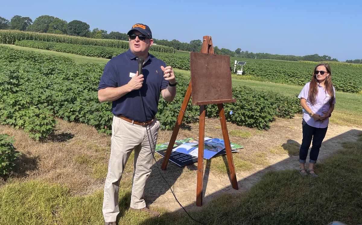 A day in the field! Great morning with <a href="/CottonInc/">Cotton Incorporated</a> @ the West TN <a href="/UTAgResearch/">UT AgResearch</a> Center. Today’s research makes for more efficient and productive yields in the future. #research #farming #agriculture #AgTwitter #UTIA 🍊
