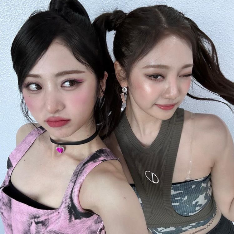 sserapics's tweet photo. yunjin and ningning aespa 💖 https://t.co/IPg12IBZIK