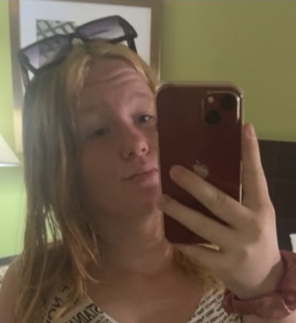 PascoSheriff's tweet photo. PSO deputies are currently searching for Emma Weyde, a missing/runaway 15-year-old. Weyde is 5’2”, around 120 lbs., with blonde hair and blue eyes. Weyde was last seen on July 22 around 1 p.m., in the Hunt Club Lane area of Port Richey. (1/2) https://t.co/g2RvK204HG
