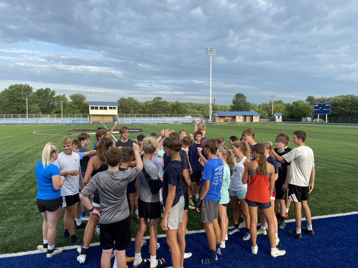 SoccerSeaman's tweet photo. Good work this summer everyone! ❤️⚽️🏆 https://t.co/HaKTlLfebE