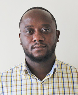 cam_crid's tweet photo. We're excited to welcome @NtembueC to our team! As a Ph.D. student from #CERFEK, @NtembueC specializes in using math to improve malaria control in the Democratic Republic of Congo. We're glad to have @NtembueC join our #Acomvec project at #CRID to fight infectious diseases. https://t.co/whzSTVt3Am