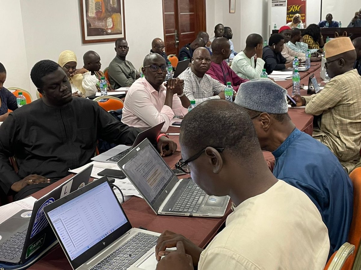 mtngouvsn's tweet photo. Ce jeudi 27.07.2023, s'est tenu l’atelier de validation du projet de textes juridiques de l’adressage physique-numérique au Sénégal. Objectif: dans une démarche inclusive, procéder à la validation technique du projet du cadre legal de l'adressage 🇸🇳
#SN2025
@MaitreMBT https://t.co/atFlkbpscr