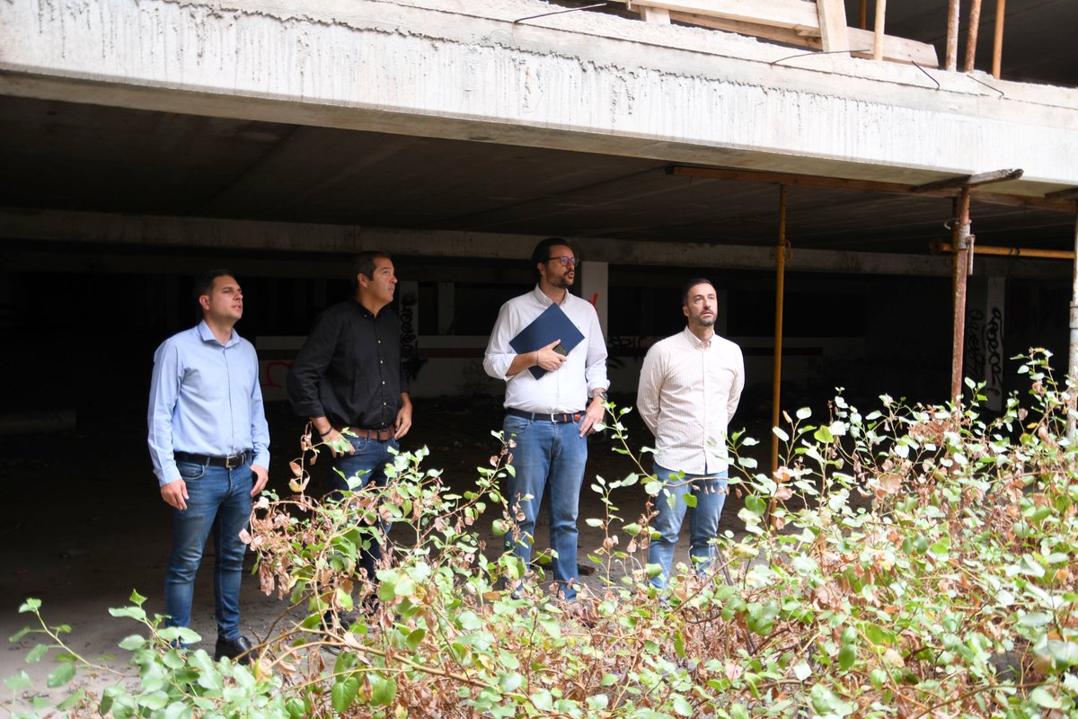 🅿️Telde encarga a Fomentas la licitación para terminar el parquin de San Gregorio que lleva bloqueado 21 años

🚘El gobierno se compromete a materializar el aparcamiento de tres plantas que tendrá 888 plazas, de las cuales 27 serán para PMR y 17 para motocicletas