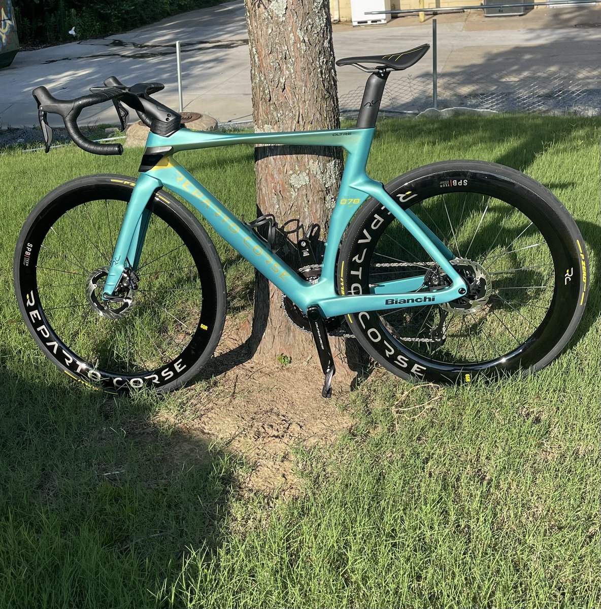 jgad79's tweet photo. #bianchi 078/176 and I on our maiden voyage.  Smooth machine. https://t.co/5RHzlN8dvs