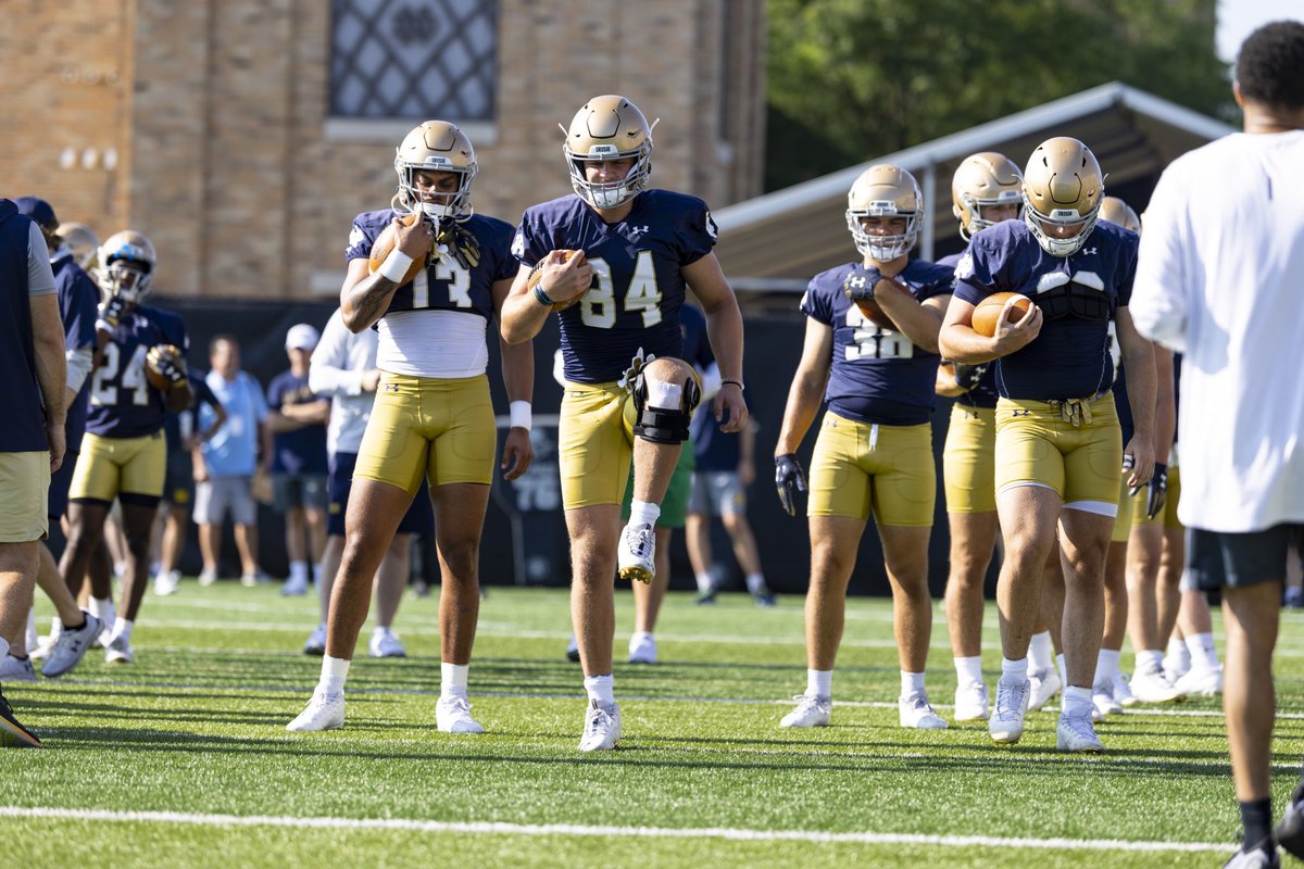 NDFootball's tweet photo. The truth lies in the work

#GoIrish☘️ https://t.co/iqVXXa8sAZ