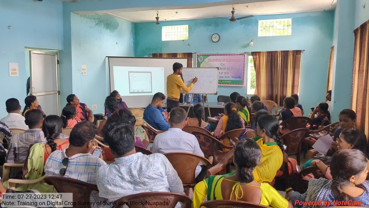 CDAONuapada's tweet photo. Today Digital Crop Survey training imparted to surveyors, supervisor in Nuapada and Komna block . Objective of DCS , hands-on training on mobile App i.e Agri stack  was demonstrated.@DM_Nuapada @arvindpadhee @premcchaudhary @krushibibhag @rajaaswain @rdmodisha https://t.co/EI3WURm1oT