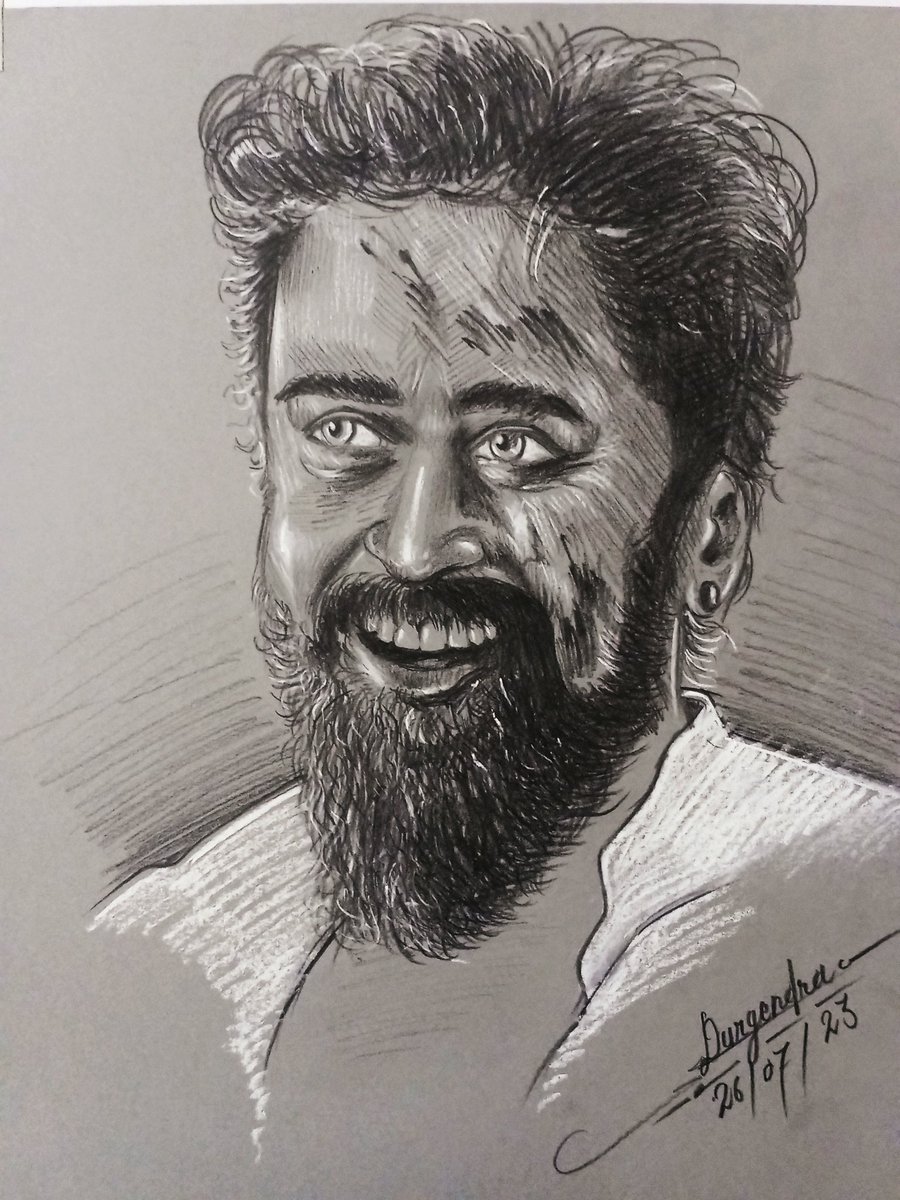 New charcoal sketch of my favourite Actor #Suriya <a href="/Suriya_offl/">Suriya Sivakumar</a> 

This legendary picture from the movie "Vikram" I have created this scene from his short but dhamakedar Camio in the movie I really like this picture so I have drawn this from charcoal media .🎨🙏