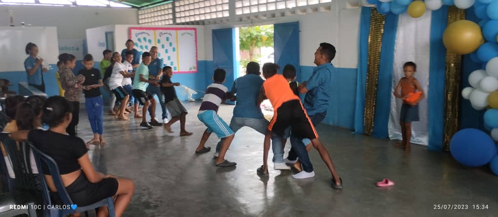 FNNSimon's tweet photo. Aproximadamente 200 niños, niñas y adolescentes de las Casas de los Niños de nuestra regional Apure disfrutan de diversas actividades de esparcimiento durante estos primeros días del plan vacacional 2023 “Mundo de Colores” @PresidencialVen @ConCiliaFlores @elninosimonapu1 https://t.co/VOAcA1YIHO