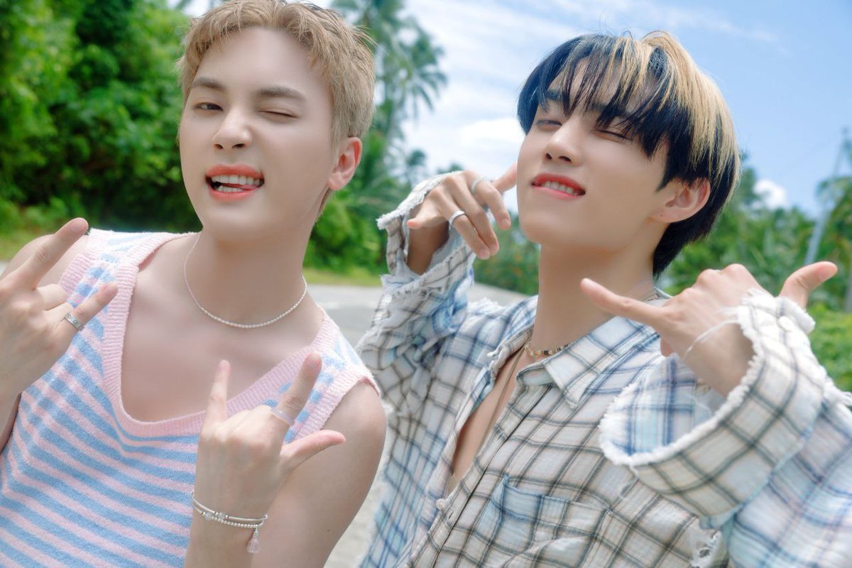 cuitantheboyz's tweet photo. Ctbz ATUH KUMAHA IEUU BERUDAKK WELL PISANN https://t.co/6SoalrCqr6