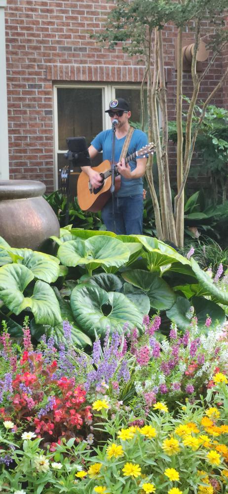 TheStandardJI's tweet photo. It was a beautiful evening last night celebrating The Standard Summer Concert Series with our wonderful residents, music by Brett Weller, great food and drinks from the El Kiosko, Food and Palmetto Brewery 
 #ElKiosko #Charleston #SocialHub #BrettWellerMusic #palmettobrewery https://t.co/u3zLKAaYgE