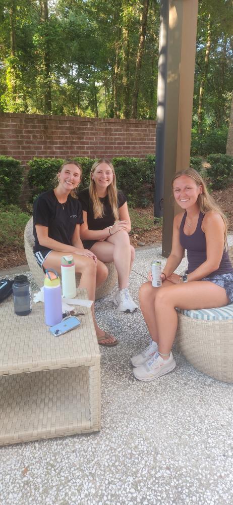 TheStandardJI's tweet photo. It was a beautiful evening last night celebrating The Standard Summer Concert Series with our wonderful residents, music by Brett Weller, great food and drinks from the El Kiosko, Food and Palmetto Brewery 
 #ElKiosko #Charleston #SocialHub #BrettWellerMusic #palmettobrewery https://t.co/u3zLKAaYgE