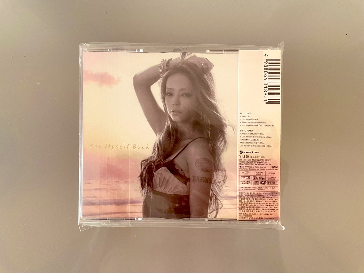 hanimage58's tweet photo. 今日7月28日は安室奈美恵ちゃんの「Break It/Get Myself Back」が発売されて13周年です。両A面シングルです。どちらのPVも素晴らしく「Break It」は終始ダンスが格好良く「Get Myself Back」は安室ちゃんの可愛らしさが全開で、目でも楽しめる作品でございます。
#安室奈美恵
#BreakIt
#GetMyselfBack https://t.co/iML61q1qgg