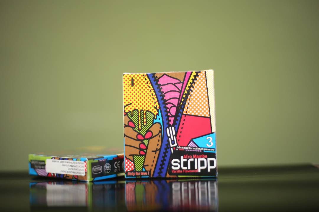 strippcondom's tweet photo. JUST PAY THEM !!!!!!! #StrippCondom https://t.co/xYEEqFjgGD