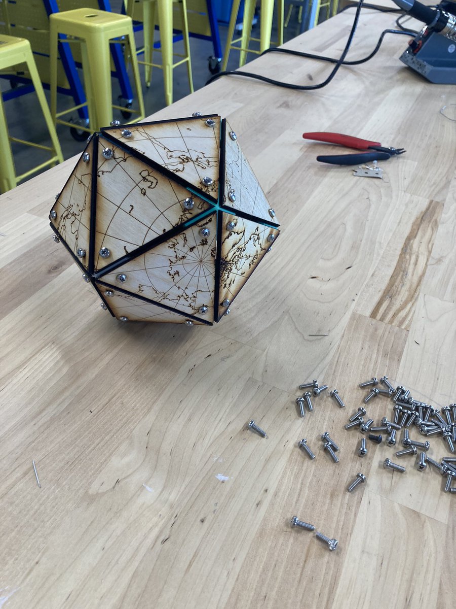 khamilton306's tweet photo. KCD DeFL Tour and Make &amp; Take session was awesome!! I’m so excited to take this to my classroom. #kcdttl #gegky @gegkentucky https://t.co/xLoBcfz8Nm
