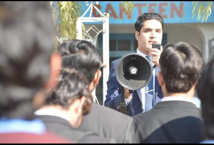 MShahab257's tweet photo. More than 3.5 millions families are suffering due to unavailebility of proper service structure for Engineering Technologists
@CMShehbaz 
#PM_Shehbaz_DoJustice
@AET_kpk https://t.co/DKaHn8ZcPT