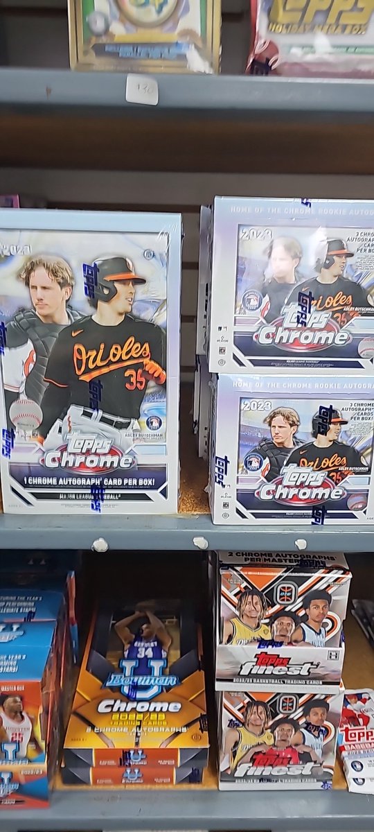 CasebustersS's tweet photo. 2023 Topps Chrome Baseball Now Available https://t.co/JkGf5kicZJ