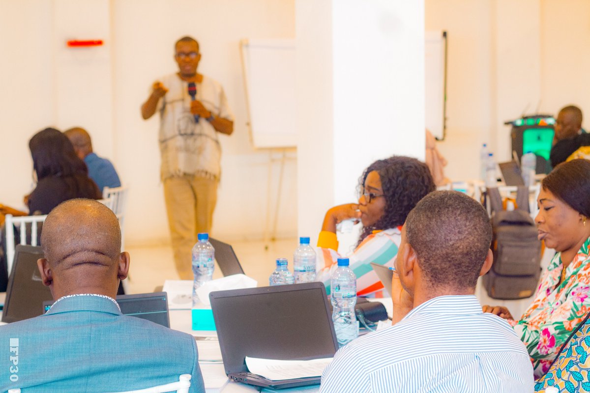 ImbaJonathan2's tweet photo. #COUVERTURE_MEDIATIQUE
#FP30 à Kinshasa
Atelier de 4 jours qui s'organise à Kinshasa par #FP2030 - un mouvement mondial,
Dans le cadre d'améliorer les progrès dans divers aspects d’un programme de planification familiale dans les 38 pays ayant pris les engagements ... https://t.co/FF0F44zG4d