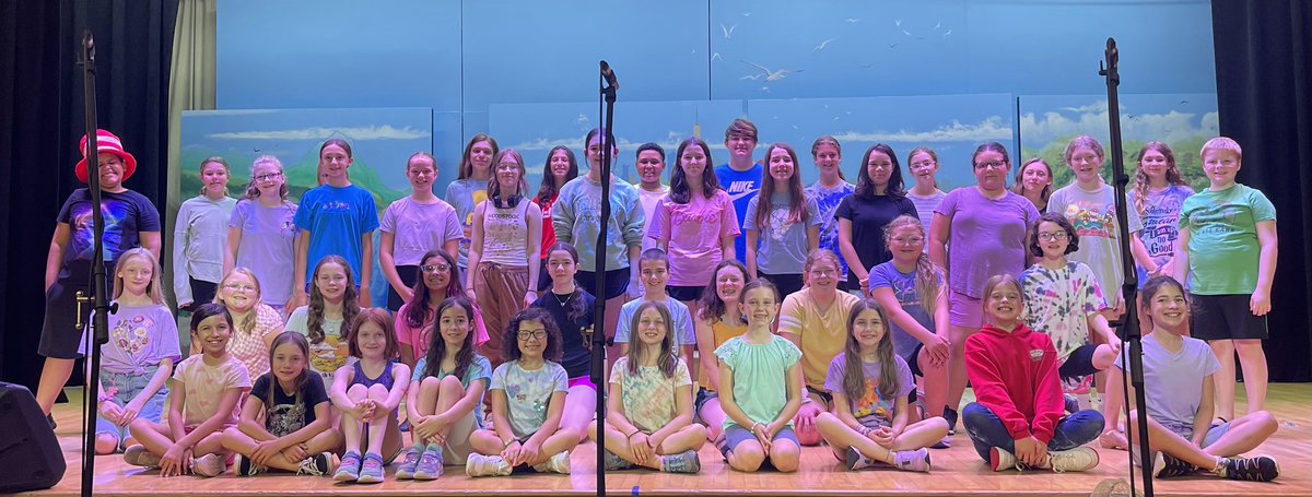 WGMSMusic's tweet photo. Favorite Color Day! Our performance (and the Chorus and Senior Theater) is tomorrow at WGIS at 11:30. Doors open at 11:00. We hope to see you there!! ⁦@WestGeneseeCSD⁩ ⁦@WGFineArts⁩ https://t.co/M2Kqcz5Jvr