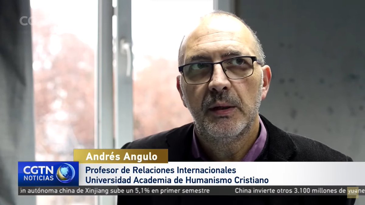 U_Academia's tweet photo. En una entrevista para la cadena @cgtnenespanol el profesor de @PoliticaUAHC Andrés Angulo revisa los temas que marcarán el próximo encuentro entre el presidente chino, Xi Jinping, y el mandatario chileno, Gabriel Boric. 
https://t.co/hjUgsdUNBf https://t.co/9hgVpXIyPi