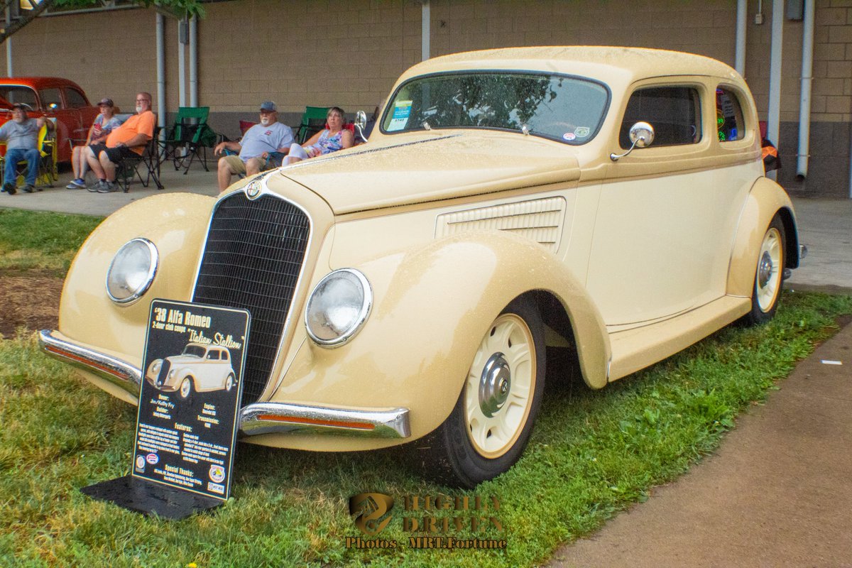 MRTFortune's tweet photo. Unmatched Elegance: 1938 Alfa Romeo "Italian Stallion"

@HighlyDriven_ @goodguys @IowaStateFair

#highlydriven #goodguys23
#Alfa #Romeo #vintage #classic #Iowa #goodguys #carshow #antiquecar https://t.co/FSKtNbbn4K