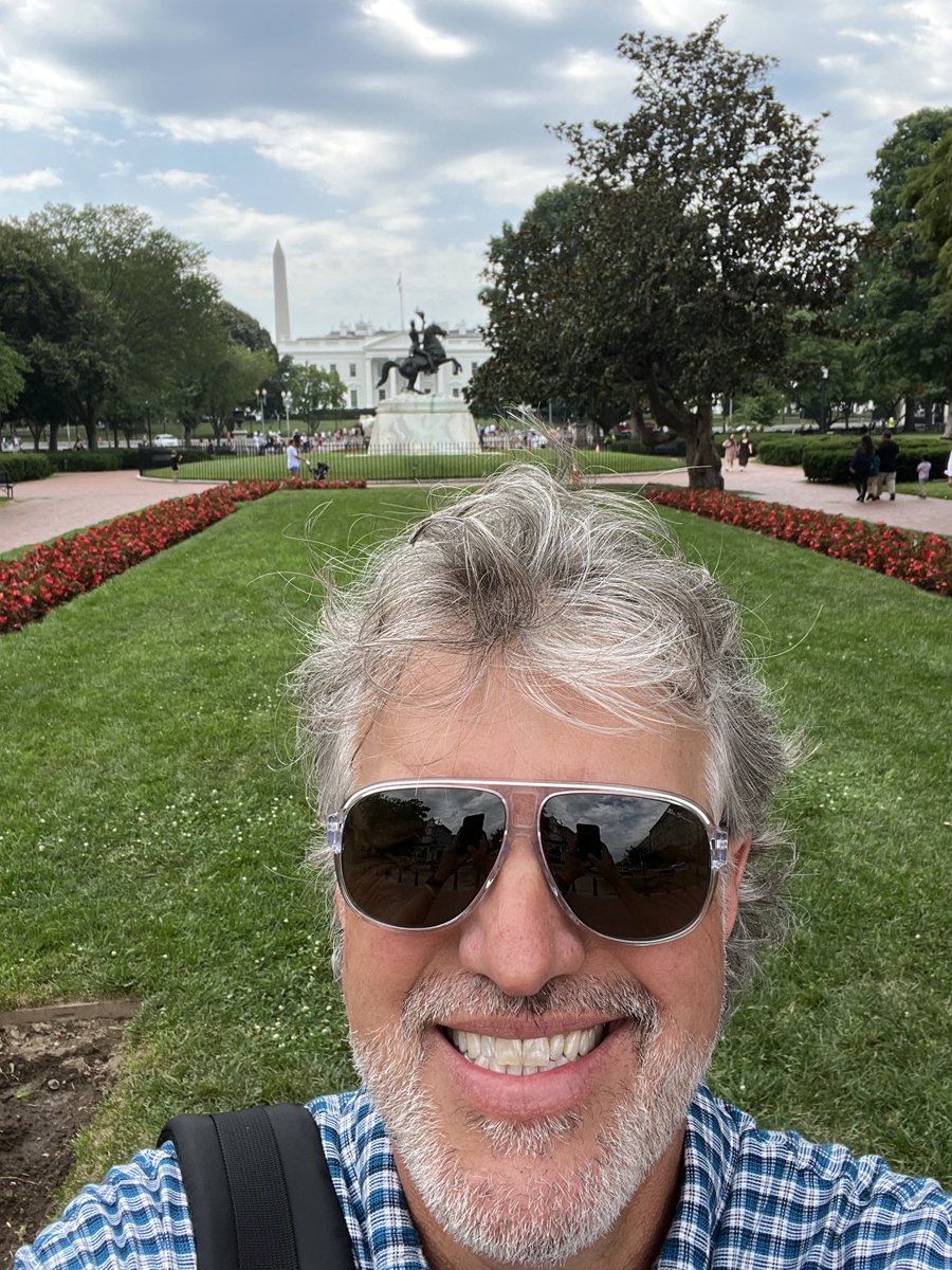 ScottBrennanIDP's tweet photo. Always great coming to DC and knowing there’s a strong Democrat in the White House https://t.co/N6knfjSbPJ