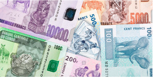 Fdapid2022's tweet photo. 27 Juillet 2023
Schéma pour stabiliser le taux de change en RD Congo. Première solution durable : Mettre fin à la circulation de la monnaie étrangère. C’est anormal d’acheter même les légumes en dollar$. #FDAPID
@soniarolley
#RDC https://t.co/QVaGXTYyZm