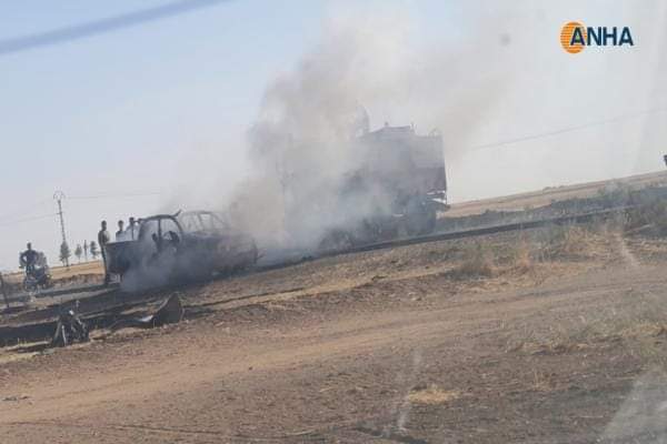 KurdIsrail's tweet photo. #Urgent #Qamishlo
A Turkish occupation drone targeted two Toyota cars near the village of Tal Maarouf and Khazneh, in the district of Tarbisbiyeh, in the countryside of Qamishli, and there were reports of casualties.
#D_R https://t.co/GhYCooEST0