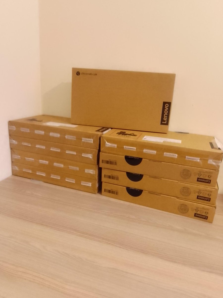 SpringHousing's tweet photo. Following Coventry’s campaign against digital poverty, our Coventry services have successfully received a donation of 9 laptops. As part of the Digital Skills &amp; Inclusion Device Bank, the laptops will be used by residents to develop their digital skills. Thanks to @CovConnects! https://t.co/6rjtRMoeBl