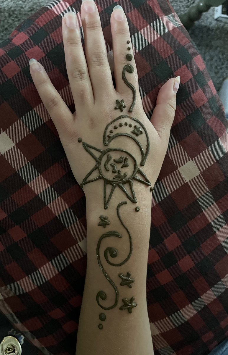 miacrowhenna's tweet photo. https://t.co/DkkkaG6rPg