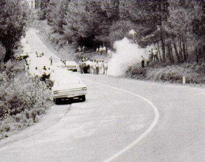 Marco_Coello's tweet photo. Efemérides
27 de Julio de 1969
Moisés Solana Arciniega
Fallece en Valle de Bravo durante la celebración del Hill Climb Valle de Bravo-Bosencheve, a bordo de un McLaren.
(54 años sin el gran Moi) https://t.co/LClpuCyX9u