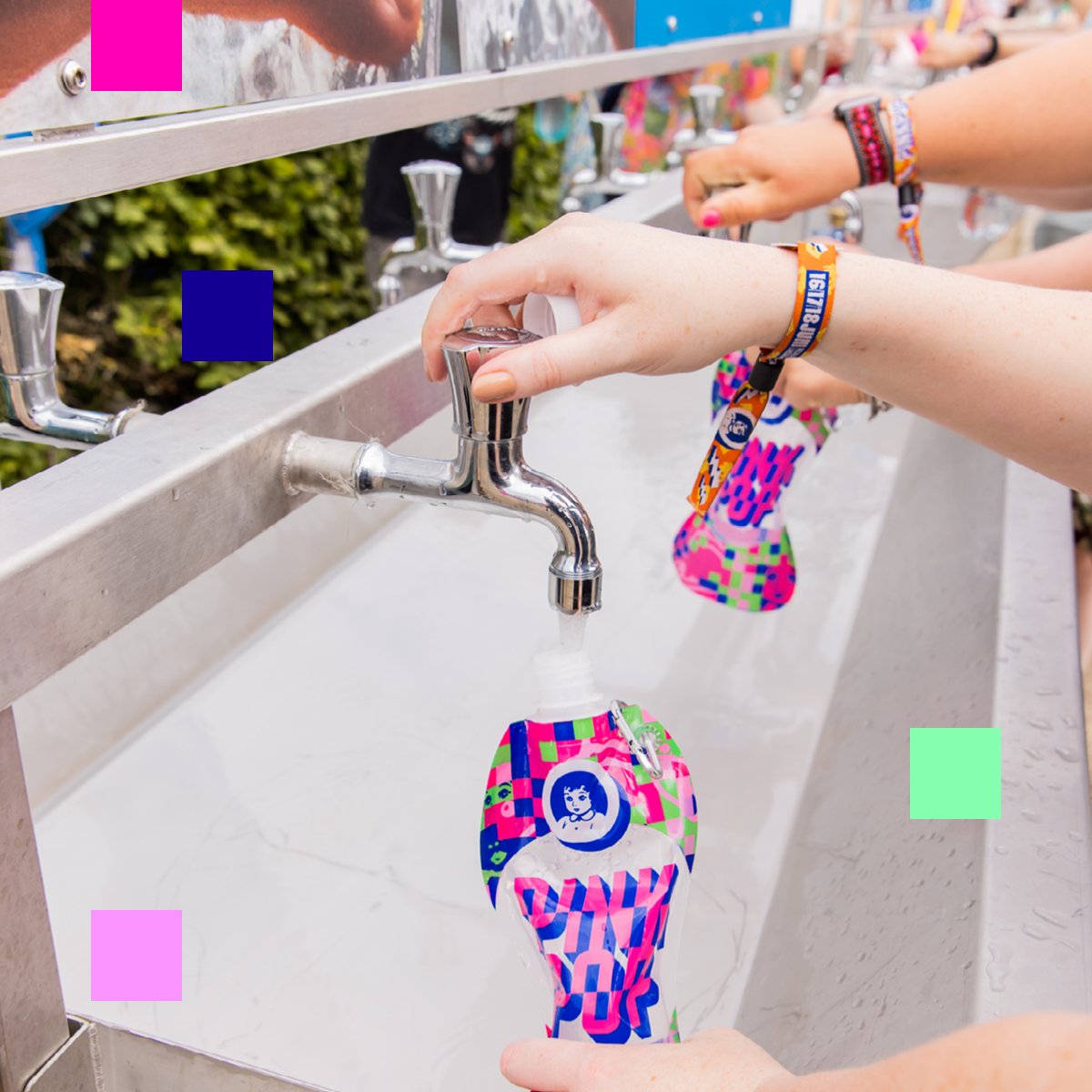 Jullie dronken massaal gratis water uit de hervulbare Pinkpop-zakjes! De opbrengst hiervan, € 115.545,58, gaat volledig naar <a href="/WforL/">Water for Life</a>. Zij sluiten per 18 euro één persoon aansluiten op veilig drinkwater, dat zijn dankzij jullie hulp dus 6.420 mensen! Bedankt, lieve Pinkpoppers! 💙