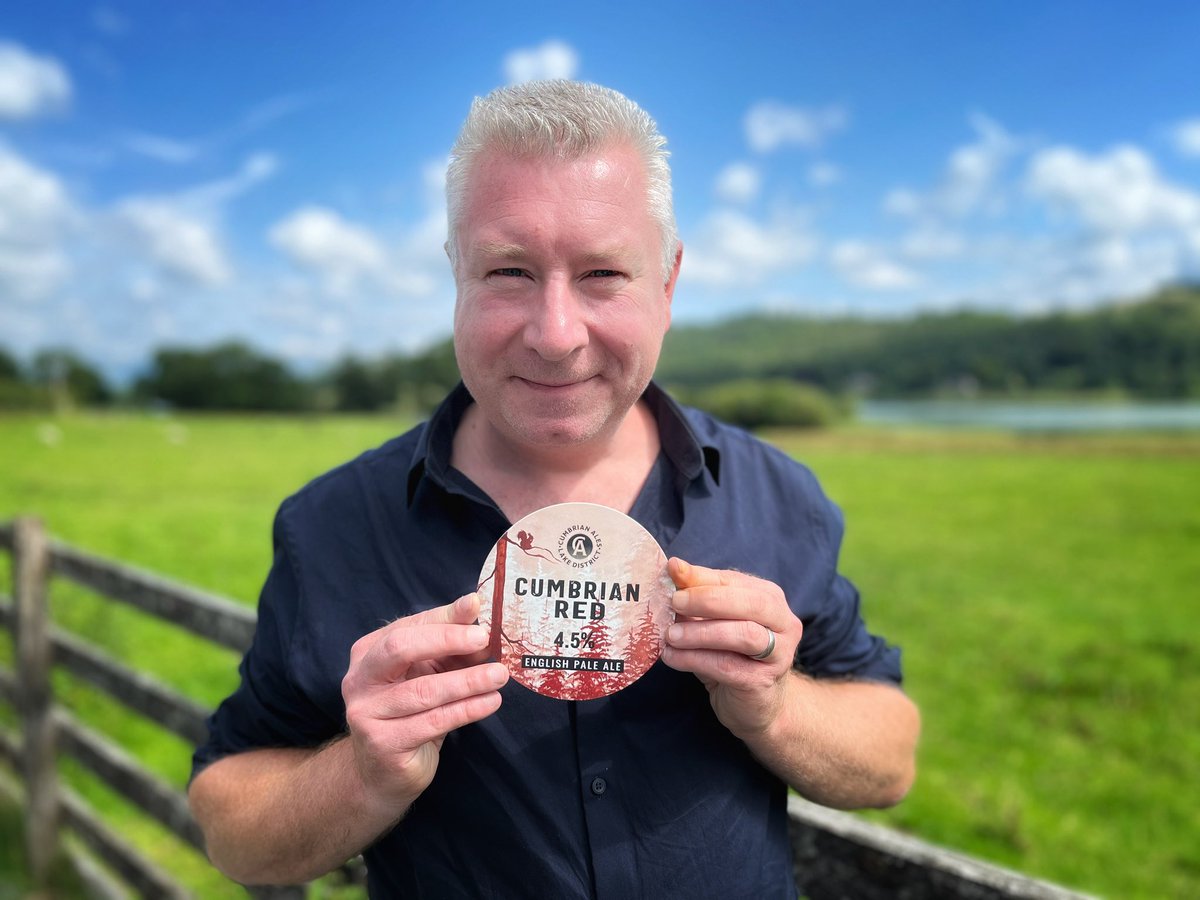 terrybnd's tweet photo. ‘Cumbrian Red’ the ale has launched!! Ahead of the premiere of my latest #lakedistrict film and a donation from EVERY PINT SOLD goes to #redsquirrel #conservation If ya see it on a bar soon, do let me know! I’d love to hear which pubs in the area are supporting the cause!😊👍🐿️

From the family run and multi-award winning brewery the ale is red in colour and quite strong like our beloved Squirrel Nutkins 😊 And the ingredients are native to the UK just like the red scamps themselves 👍🍺🐿️