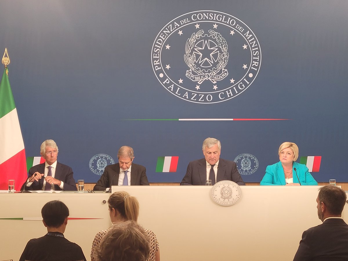 #EmergenzaClimatica, approvato in CdM il decreto-legge a tutela della #salute e della #sicurezza dei lavoratori esposti a emergenze climatiche.

Per approfondire le misure previste:
lavoro.gov.it/stampa-e-media…