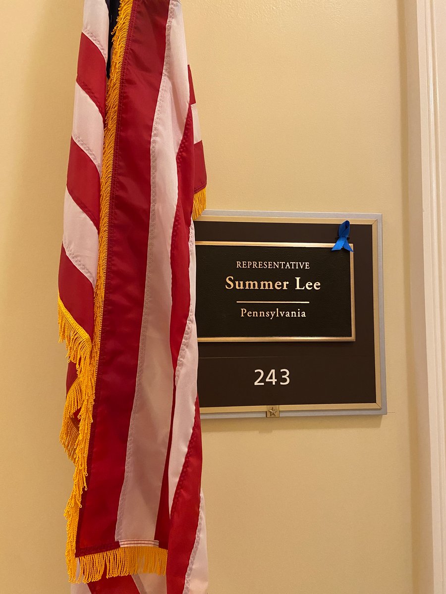 Allegheny County coalition coordinator (Marie) and <a href="/SKWAdvocate/">Safe Kids Advocacy</a> partner (Deep) ended #PrevCon2023 meeting with <a href="/RepSummerLee/">Rep. Summer Lee</a> staff