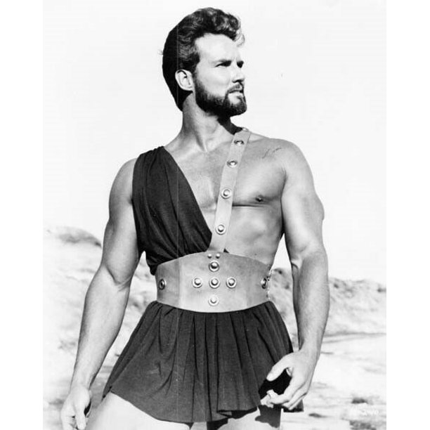 Here's Your TBT Yum Yum, Steve Reeves as Hercules.
#yumyumfortheday #beefcake #sexyaf #stevereeves #herculeshercules #TBT