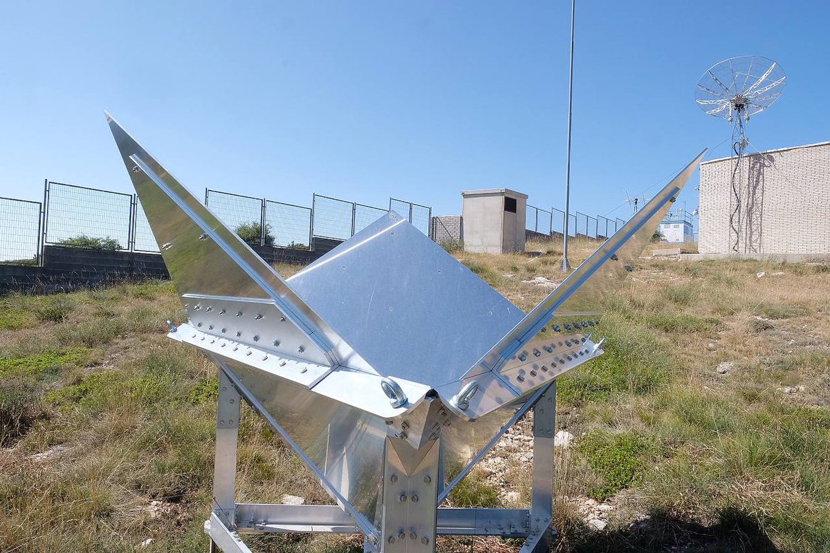 recercauniscat's tweet photo. 🔭 El #conseller @quimnadal ha visitat l'Observatori del Montsec, una instal·lació científica i tecnològica gestionada per l'@IEEC_space.

💬"És una infraestructura capdavantera en investigació astronòmica i en ciències i tecnologies espacials i una de les més avançades a Europa" https://t.co/lfL1Gnn99e
