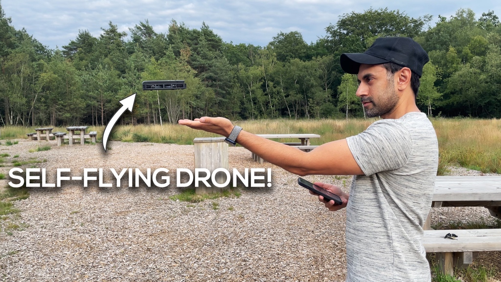 UmerReviews's tweet photo. This Drone can fly itself! Check out the brand new HoverAIR X1 Folding Drone!
https://t.co/ohM3xxVaC6 https://t.co/U3PeDMLjqL