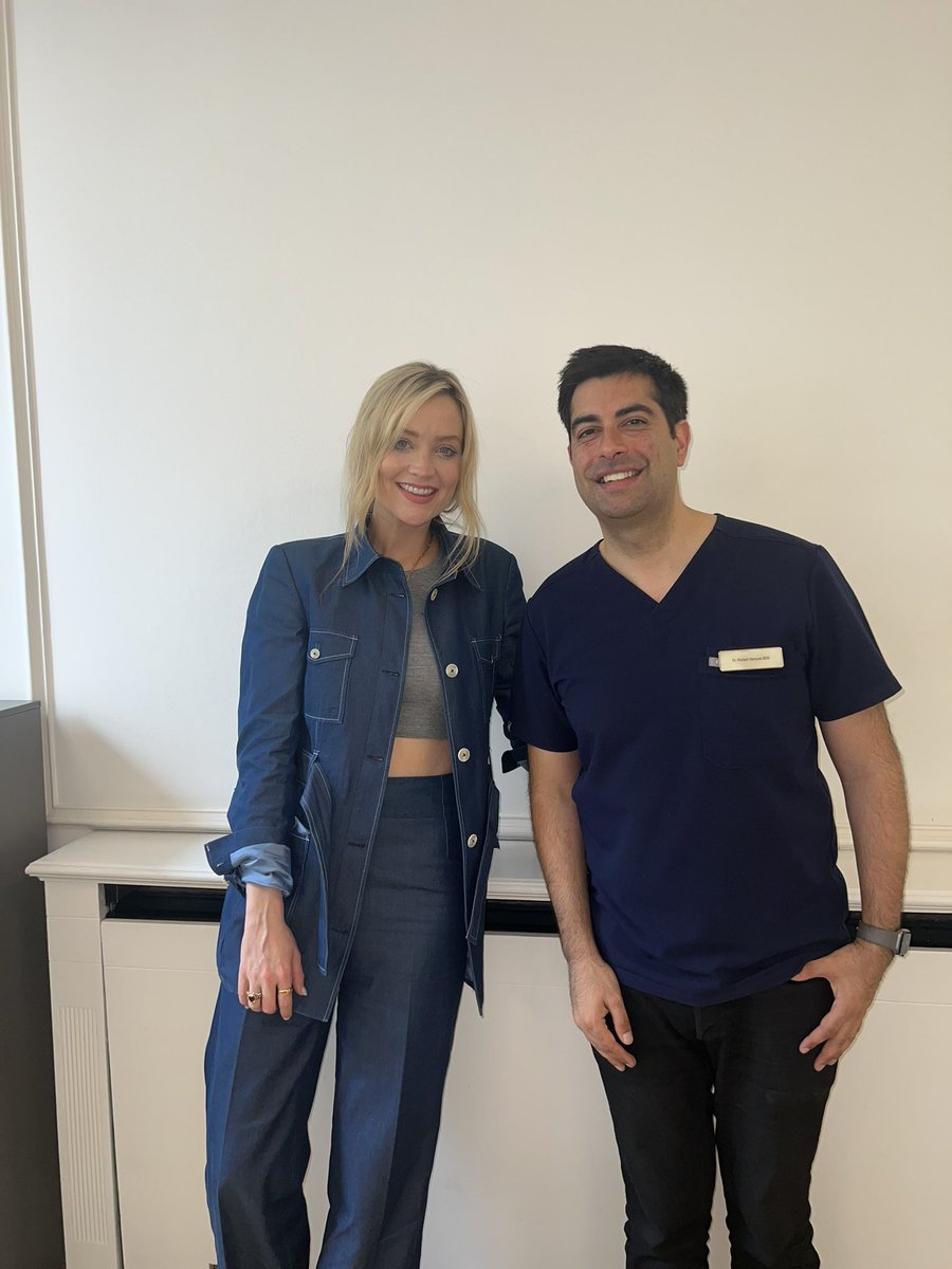 DrRichardMarqu1's tweet photo. Dr Richard and Laura Whitmore at Dr Richard Clinics! #smile #smilerefresh https://t.co/yfKpiEsaE5