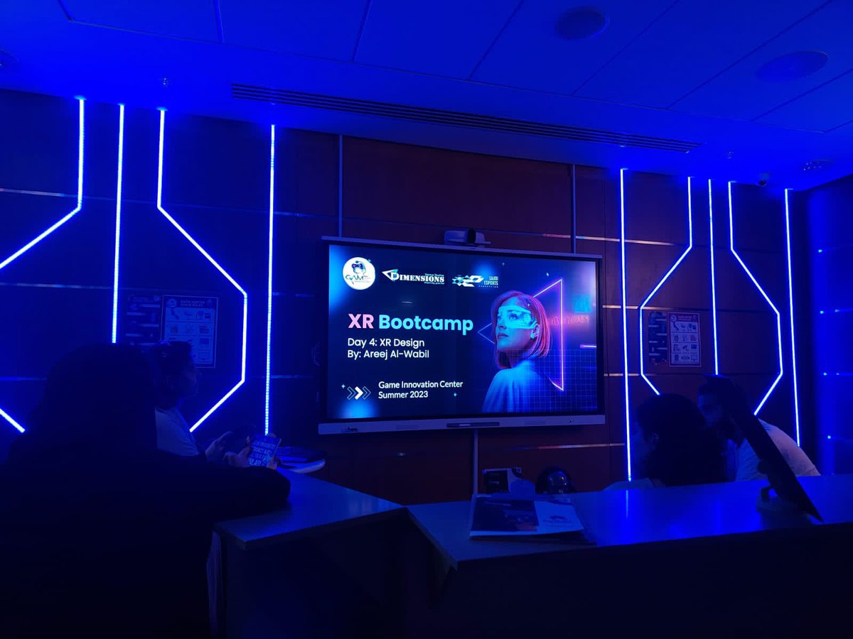 au_dimensions's tweet photo. Summer 2023 XR Bootcamp 🎮🕹️👾@Alfaisaluniv @Saudi_Esports https://t.co/kPRy3onjQY