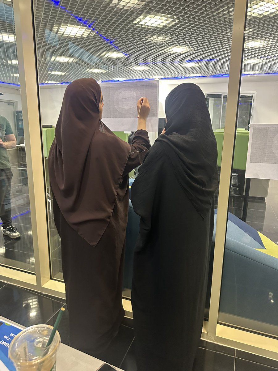 au_dimensions's tweet photo. XR Bootcamp activities ✍️🕹️🎮
#gamedesign #gamedev https://t.co/2yq8O1ENJz