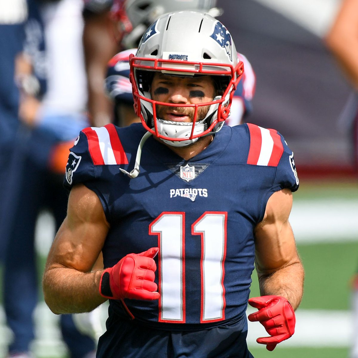 "Mental Toughness is doing what's best for the team when it's not necessarily best for you."

- Julian Edelman