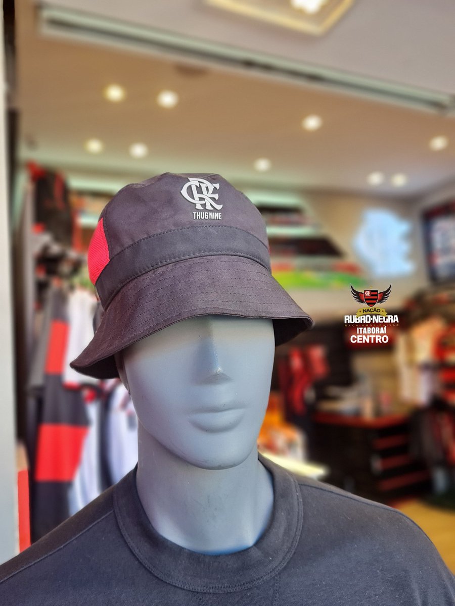 Itanacao's tweet photo. @flamengo + @thugnine = combinação perfeita 😍❤️🖤 

#flamengo #mengo #crf https://t.co/BNNfT7t1F1