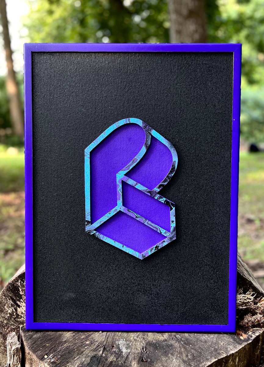BassBoards's tweet photo. 💜ℙ𝕣𝕖𝕥𝕥𝕪 𝕃𝕚𝕘𝕙𝕥𝕤💙

Who is seeing him the Soundship Space System tour? 👀🚀

Now available on our website

🏷️ $1️⃣7️⃣5️⃣
Size: 17” x 23”
Glow in the dark 🔦🔆 https://t.co/WjVLqw7znk