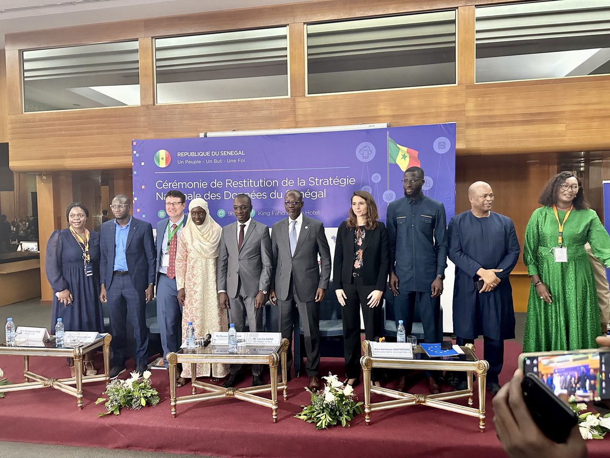tallaetsa's tweet photo. Ce 25 juillet 2023 s'est tenue la Cérémonie de restitution de la Stratégie Nationale des Données. Un honneur d'avoir fourni l'assistance technique et de conduire les travaux pour le compte du @MCTPEN  aux cotés de @RealSmartAfrica, de la @giz_gmbh et des acteurs locaux. https://t.co/rlffKcYcvI