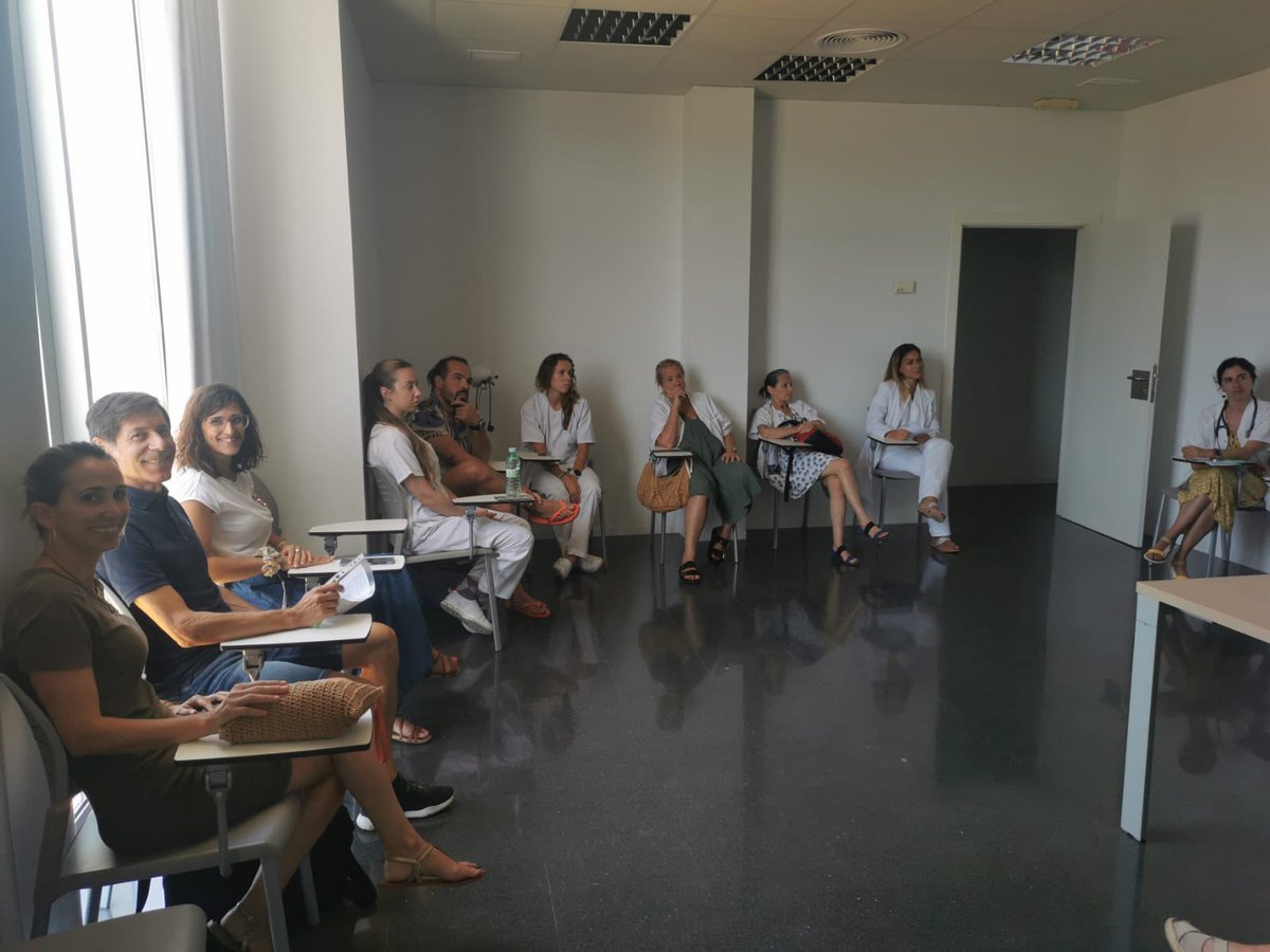COLEFBalears's tweet photo. 🗣️ Presentació del 𝐏𝐥𝐚 𝐁@𝐥𝐞𝐬 en el Centre de Salut So Na Monda a #Inca

🤝 @GOIB_Social, @SalutGOIB, ajuntament d’Inca i Colef IB treballen conjuntament per a posar en marxa el programa de prescripció d'exercici físic en la UAEF d'Inca. https://t.co/dwUMPlQH8x